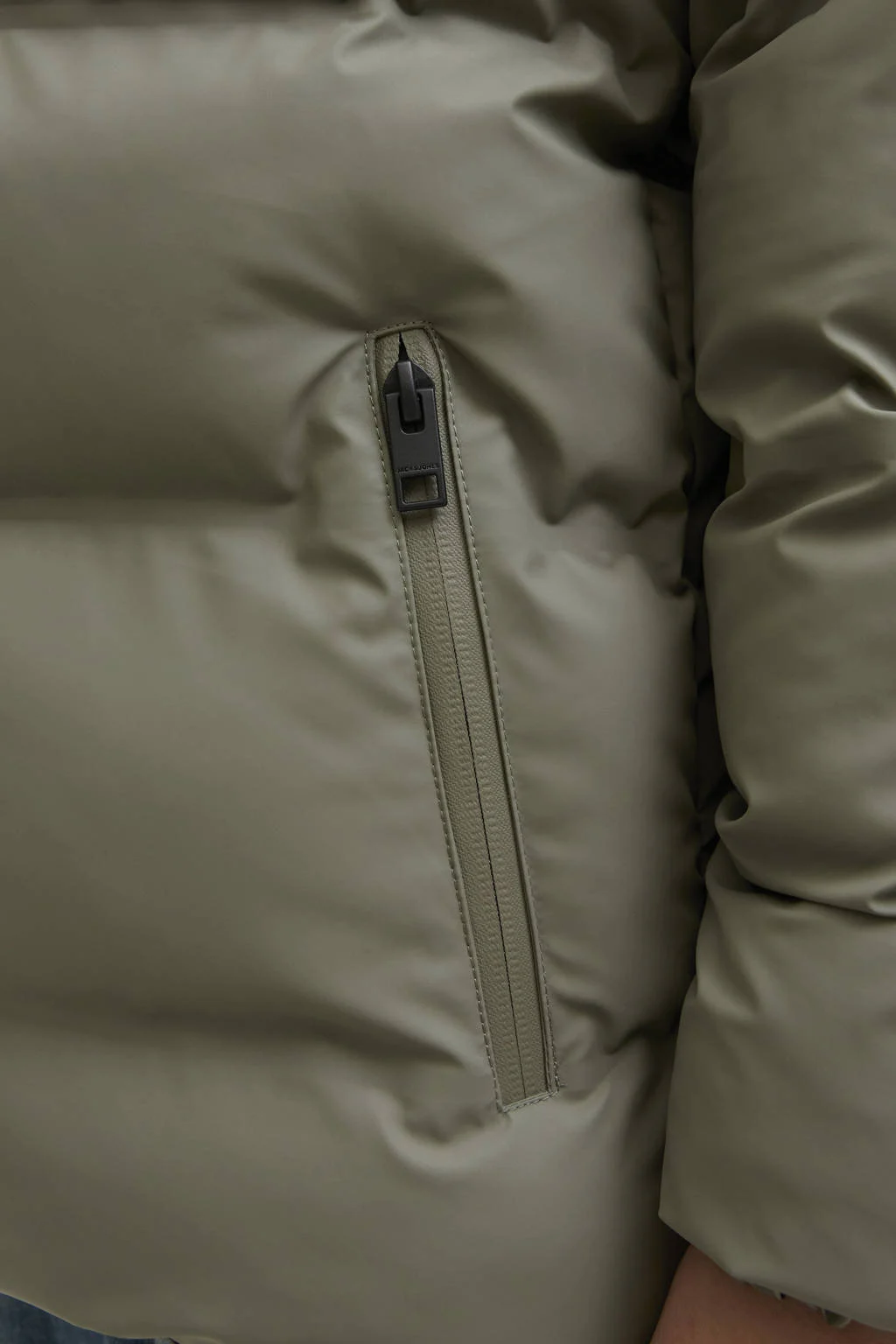 JACK & JONES JUNIOR gewatteerde jas olijfgroen