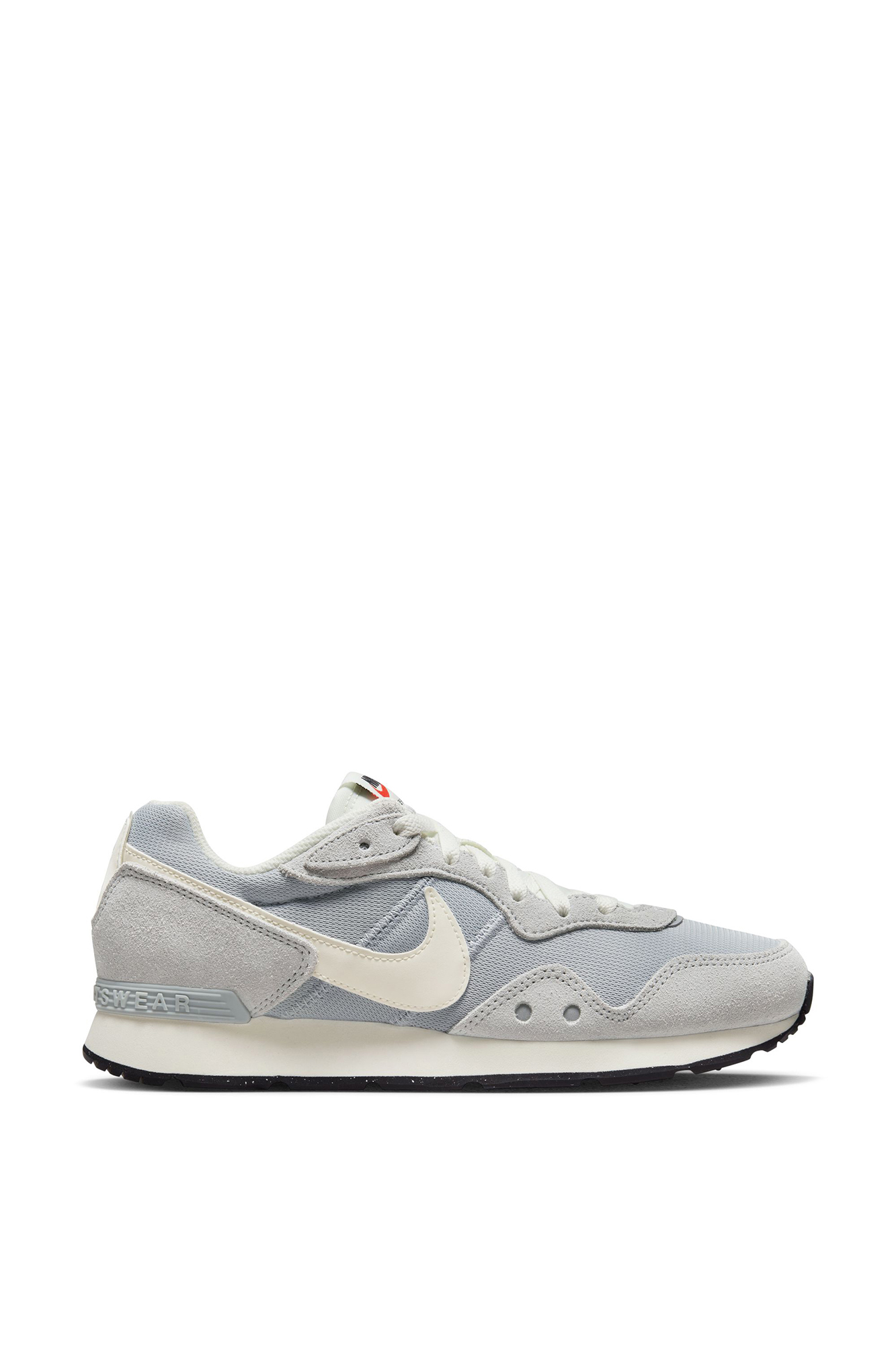 Tênis Nike Venture Runner