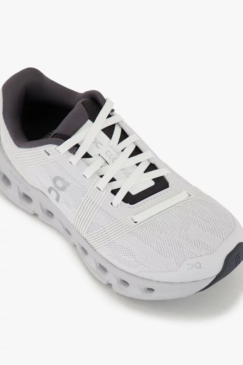 ON Cloudgo Damen Laufschuh