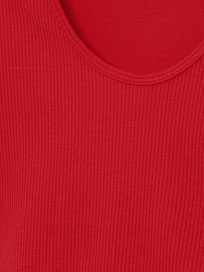 Camiseta cropped sem costura - Vermelha