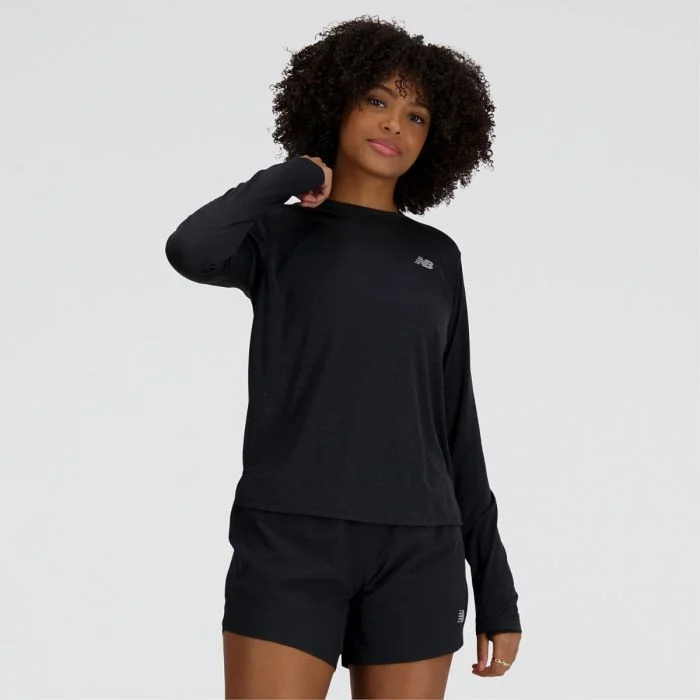 New Balance Dame T-shirts Athletics Long Sleeve Sort