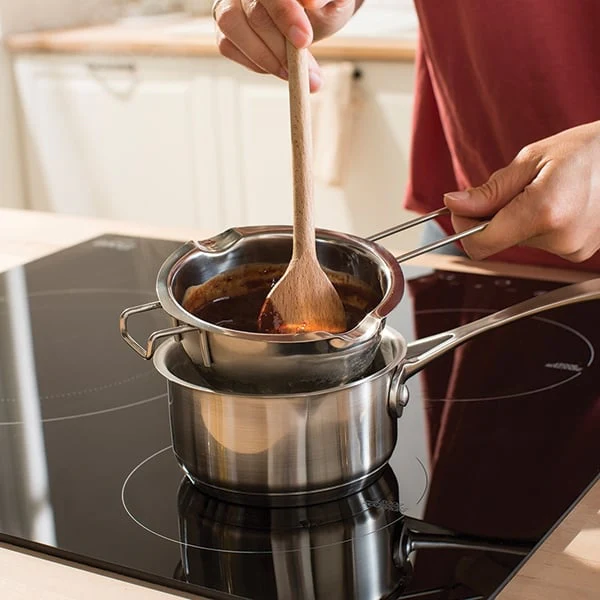 Lot petite casserole inox 12 cm et bol bain-marie inox 14 cm avec poig