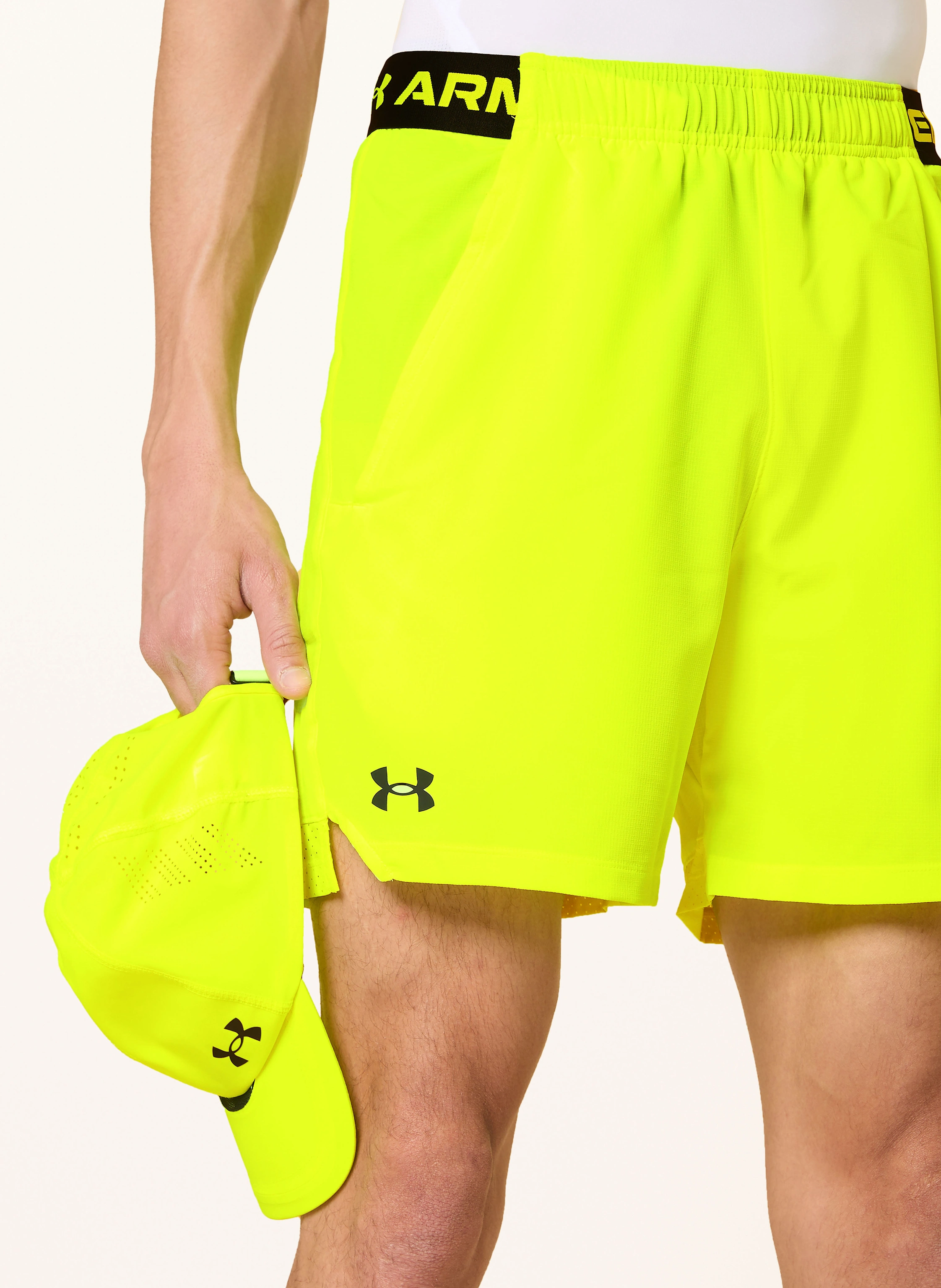 UNDER ARMOUR Trainingsshorts UA VANISH WOVEN