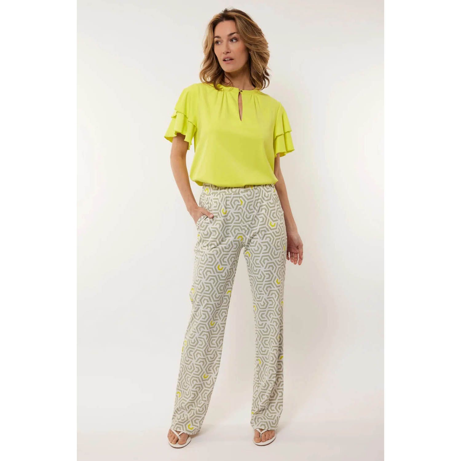 G-Maxx  Dafne Broek