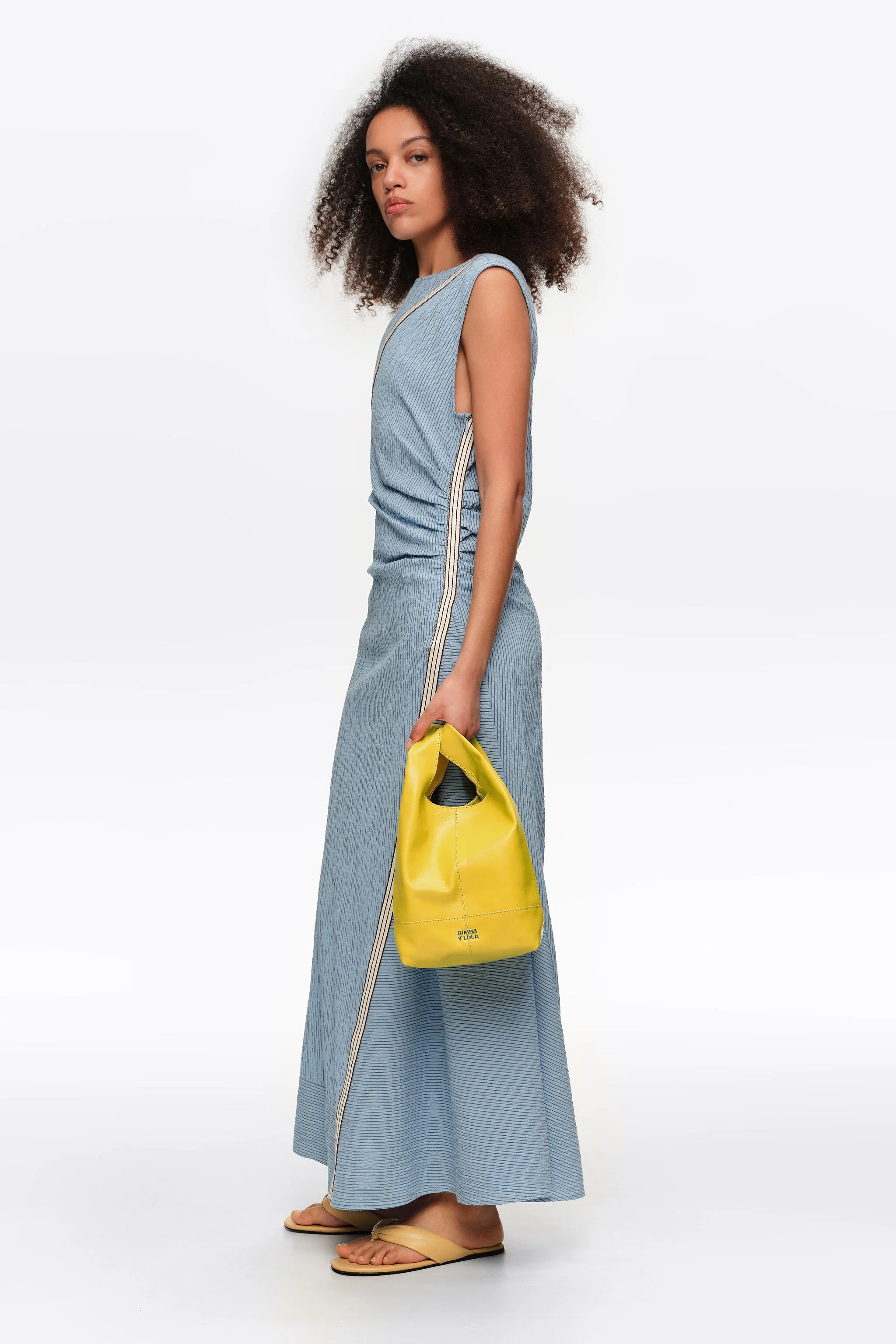 Bolsa transversal Paper de tamanho médio em couro amarelo