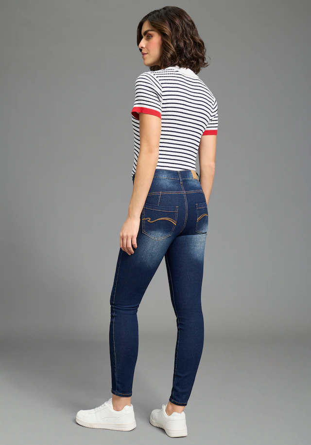 KangaROOS Slim-fit-Jeans »CROPPED HIGH WAIST SLIM FIT«, schmale Passform,  Röhrenjeans,  trendige Used-Waschung