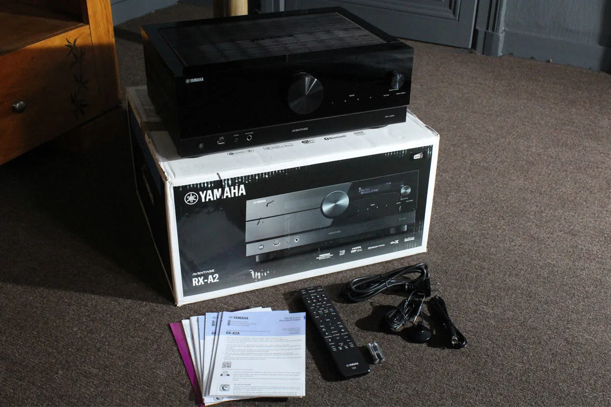 Yamaha Aventage RX-A2A Amplis home-cinéma