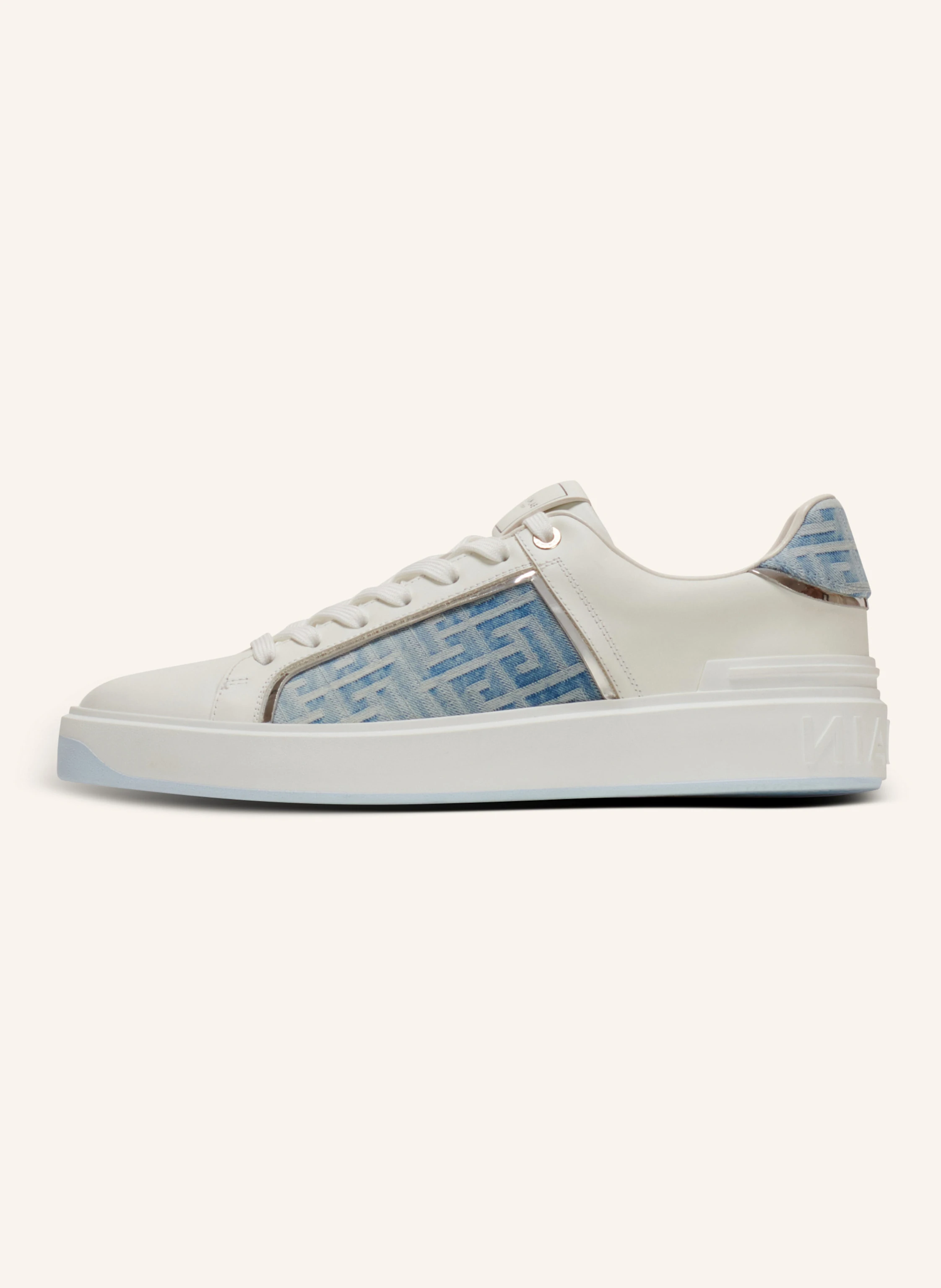 BALMAIN Sneakers B-Court aus Leder und Denim
