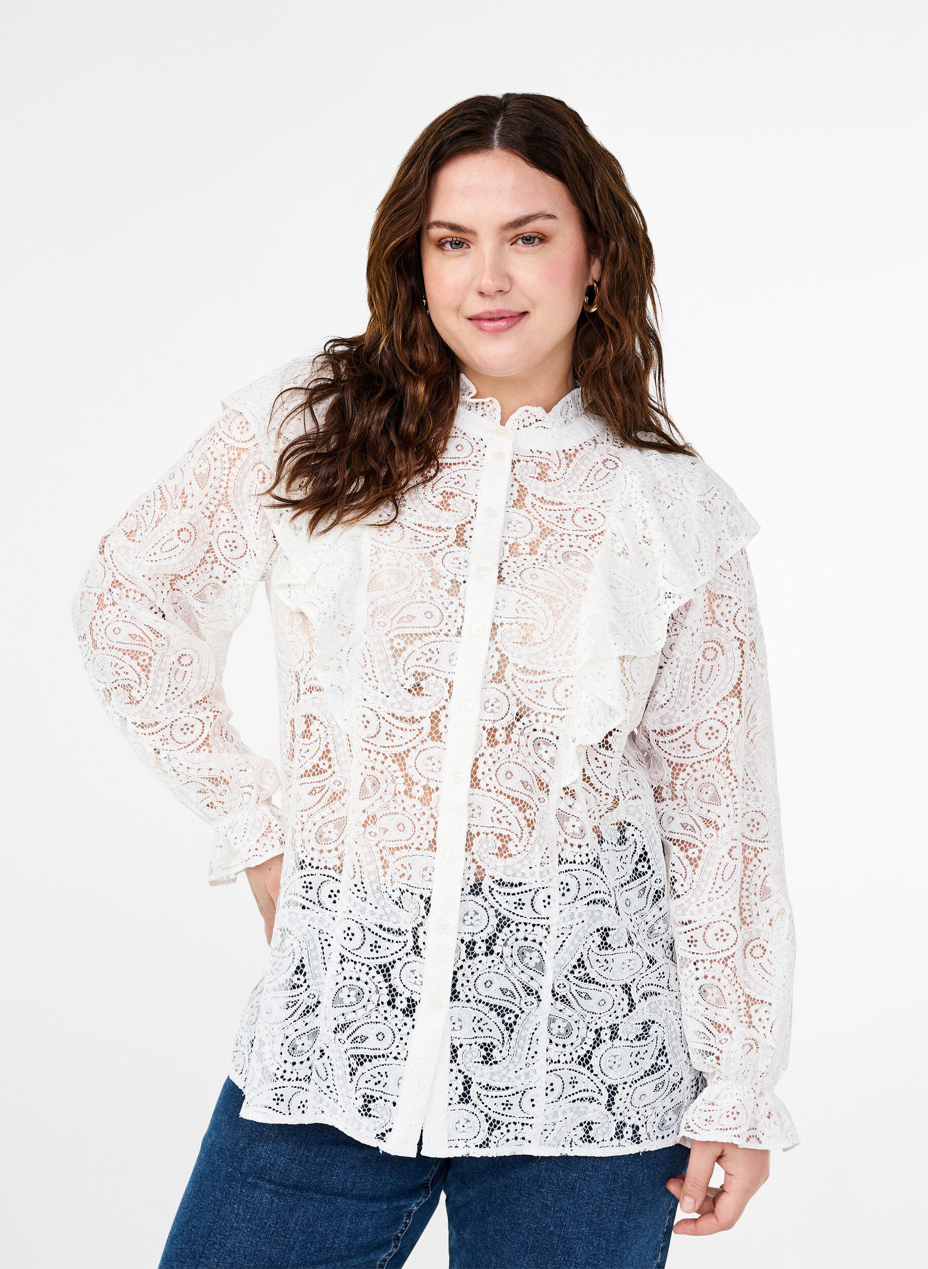 Blonde skjortebluse med flæsedetaljer