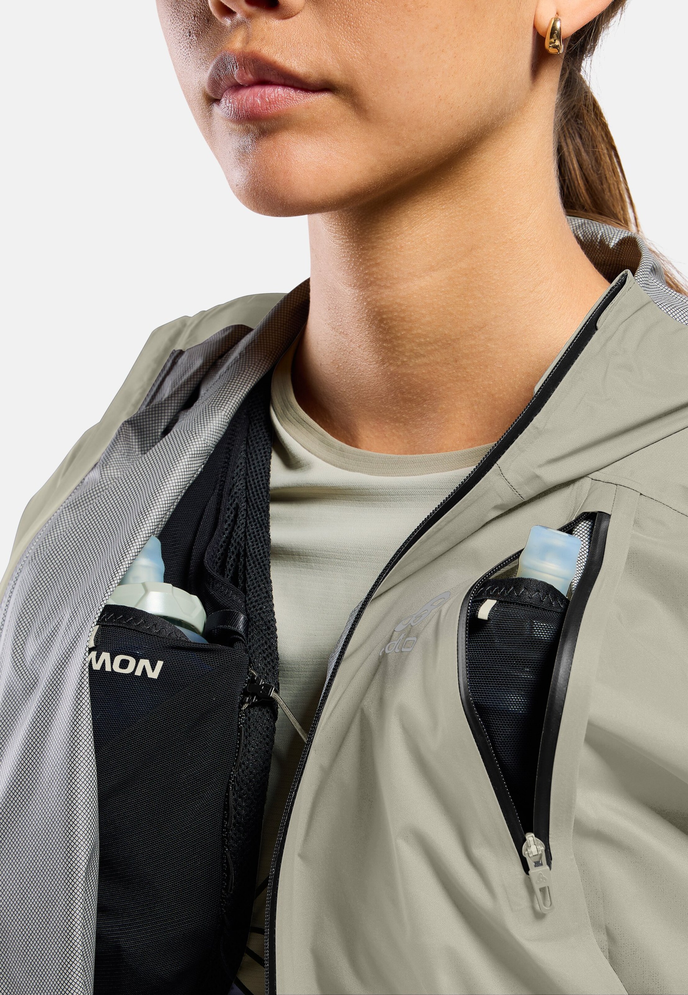 Wasserdichte X-Alp Pro 2.5L Jacke in agate gray