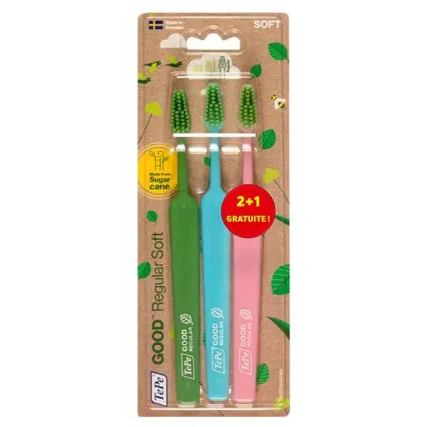 Pacote com 3 escovas de dentes TePe GOOD Regular Soft