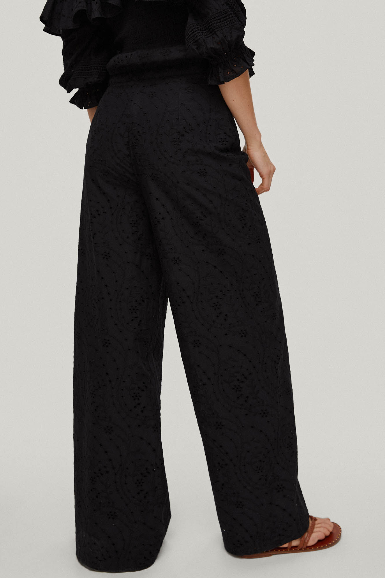 Pantalón largo bordado - Negro