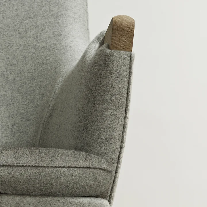 Carl Hansen - CH71 Sessel, Eiche geölt / grau (Hallingdal 116)