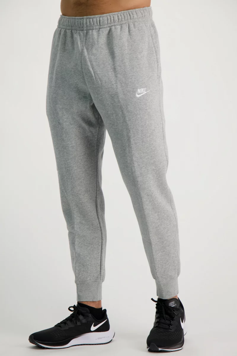 Nike Sportswear Club Fleece Herren Trainerhose