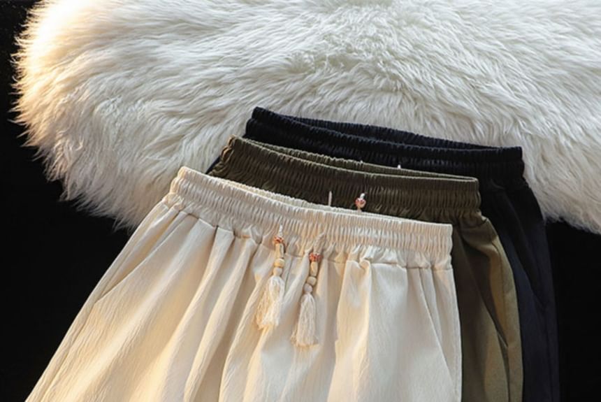 Fushet - Elastische taille, effen shorts met knoopdetail