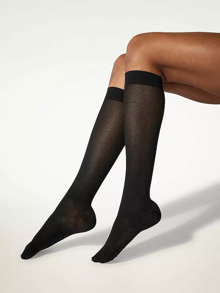 WOLFORD Kniestrümpfe TRAVEL black schwarz