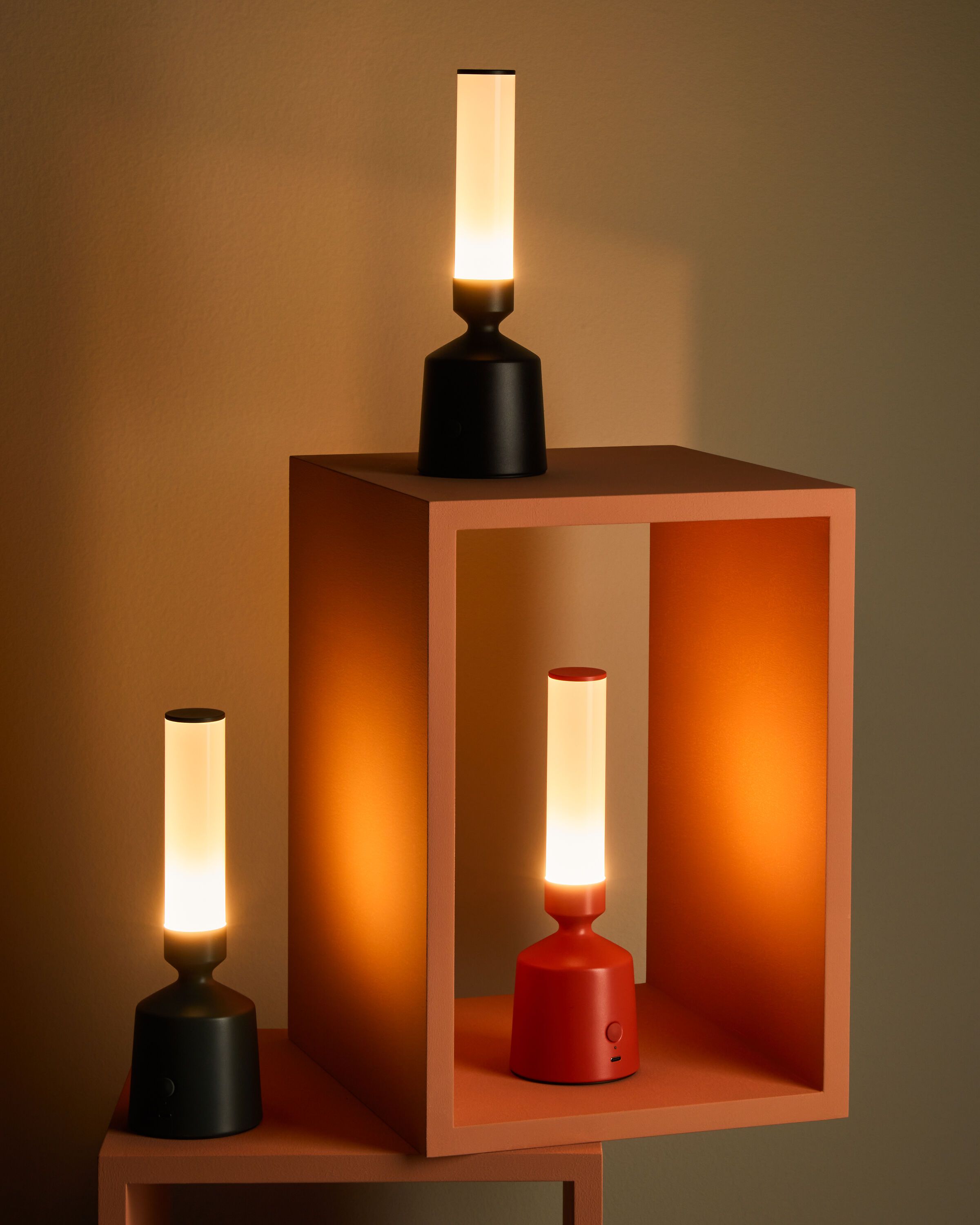 OASIS Tischleuchte - Schwarz / B: 9.0 cm x H: 28.0 cm