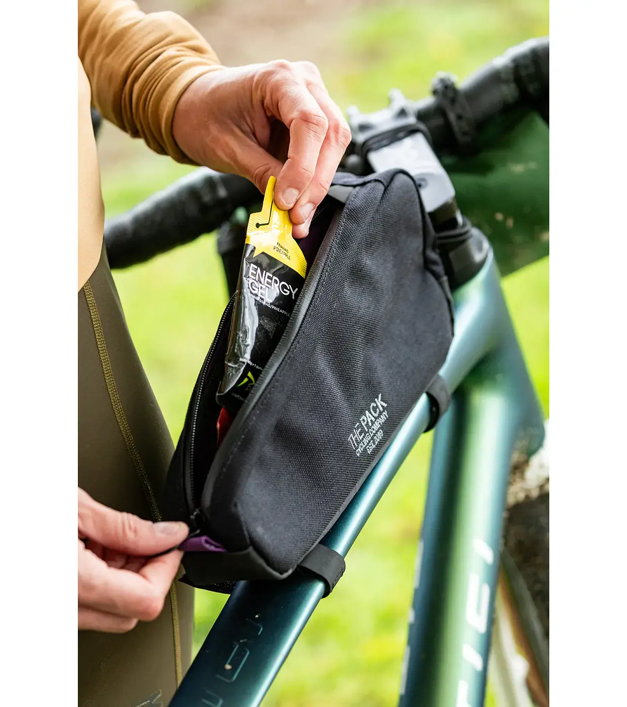 The Pack Snack Bag Top Tube Frametas Zwart