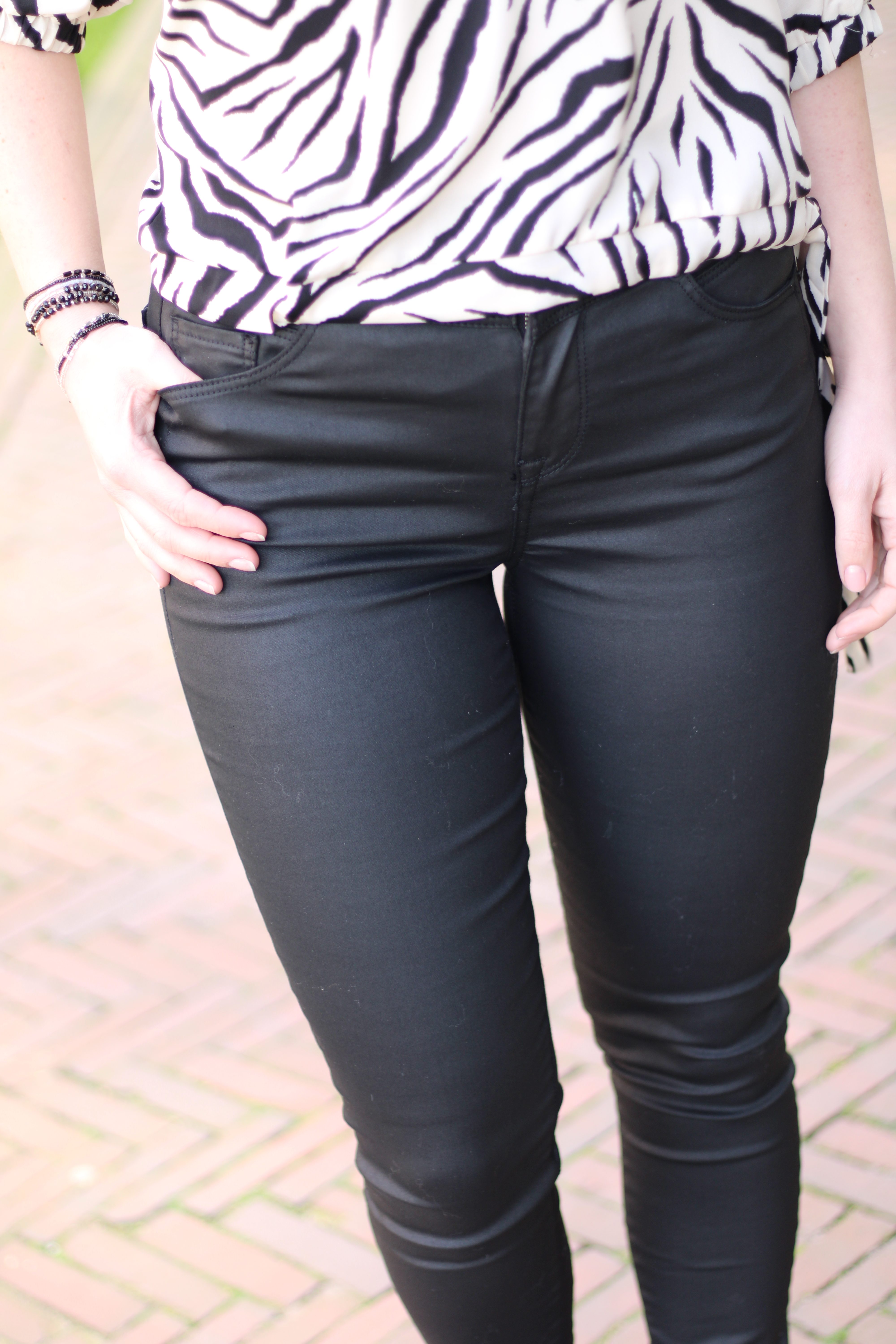 COJ Denim - Lisa Jeans - Black Coated