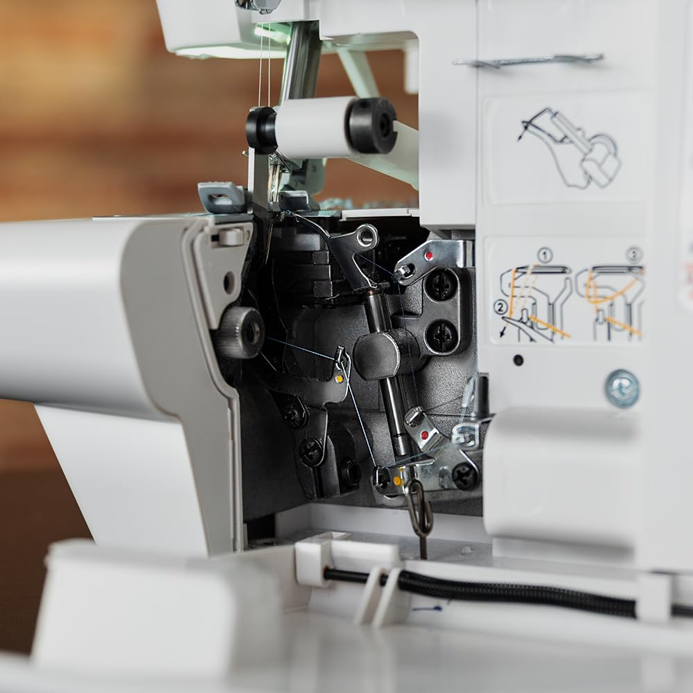 Cecotec Machine à Coudre Bellecouture Overlock, Vitesse 1100 tr/min, Pression du Pied-De-Biche Réglable, Entraînement Différentiel, Fonctions de Point