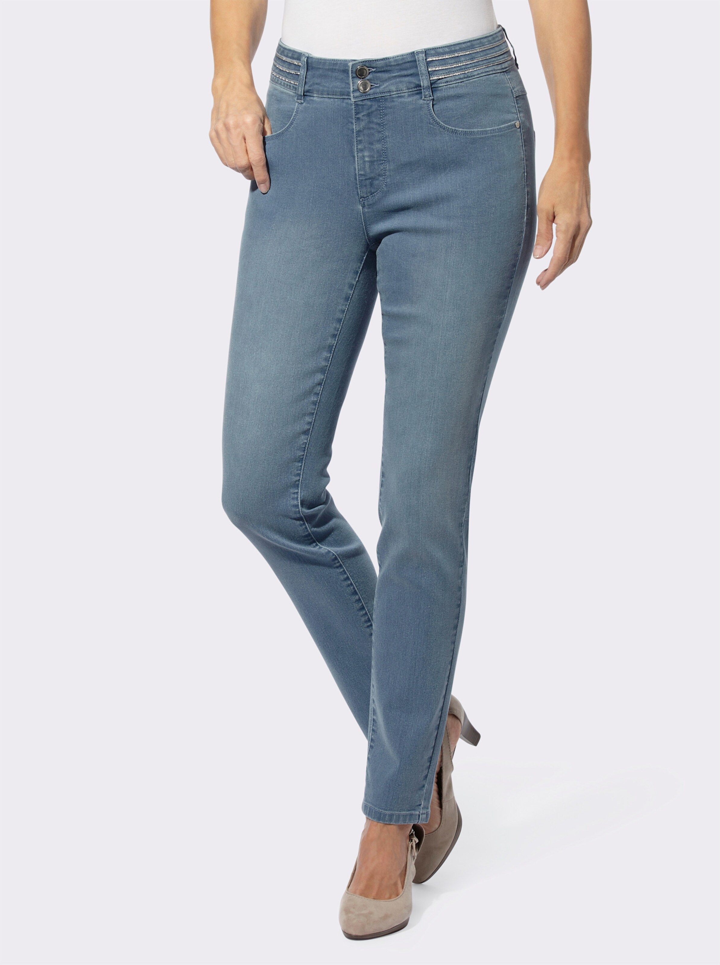 Jeans mit verziertem Bund
