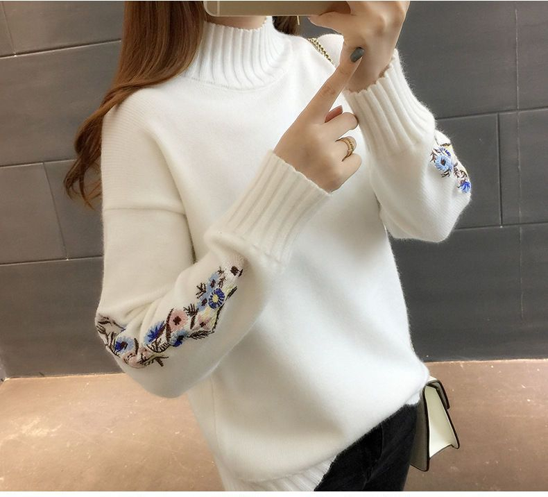 FR - Sweatshirt met geborduurde hals