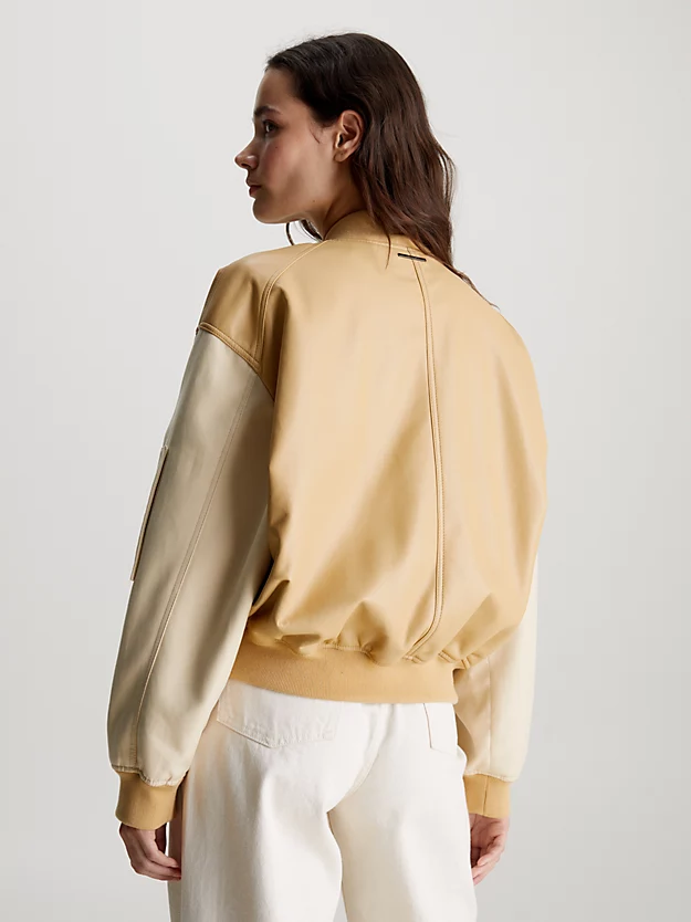 Jaqueta bomber de couro com modelagem relaxada