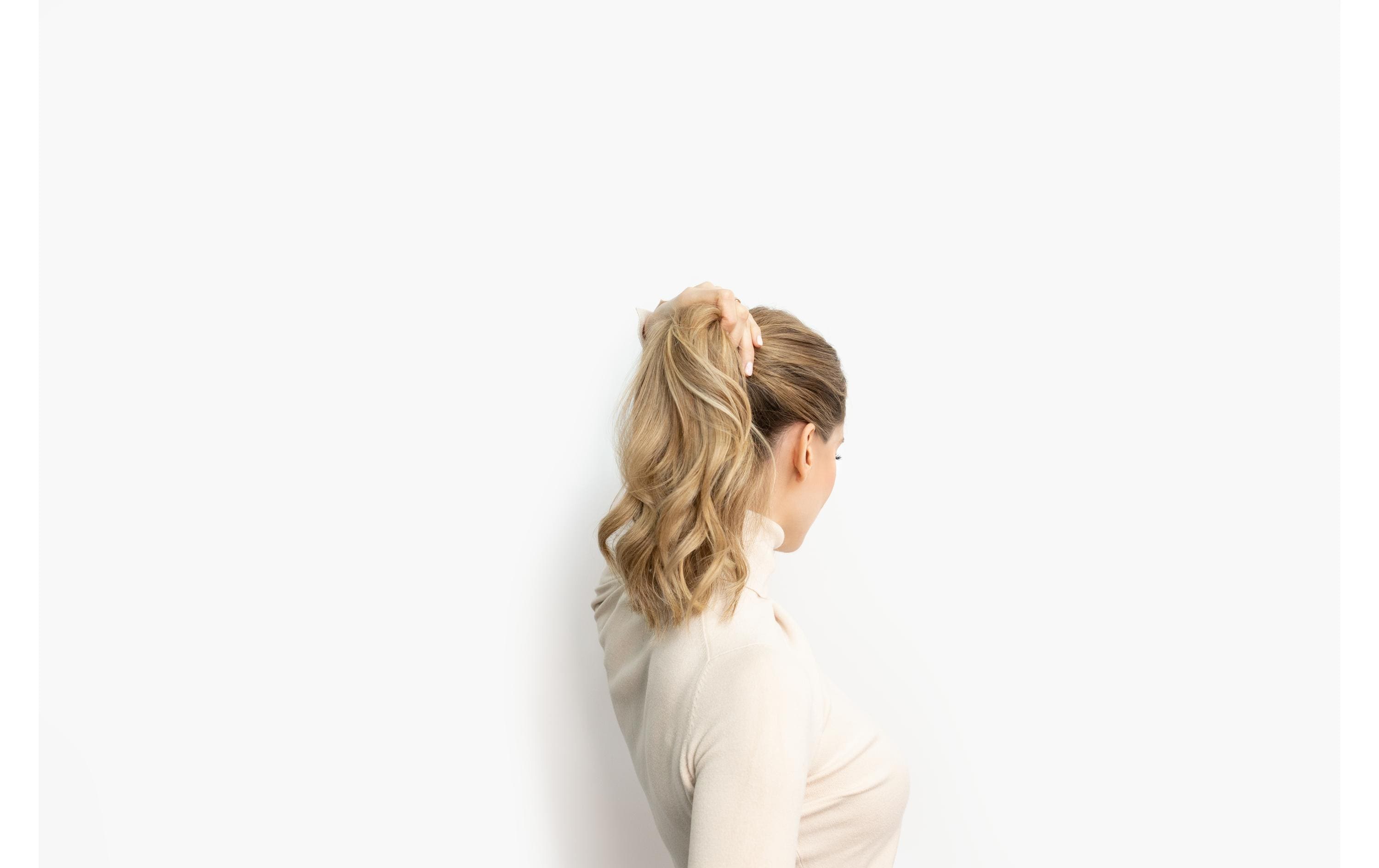 Magic Pony blondFrisurenhelfer und Volumengenerator für einen top gestylten Pony