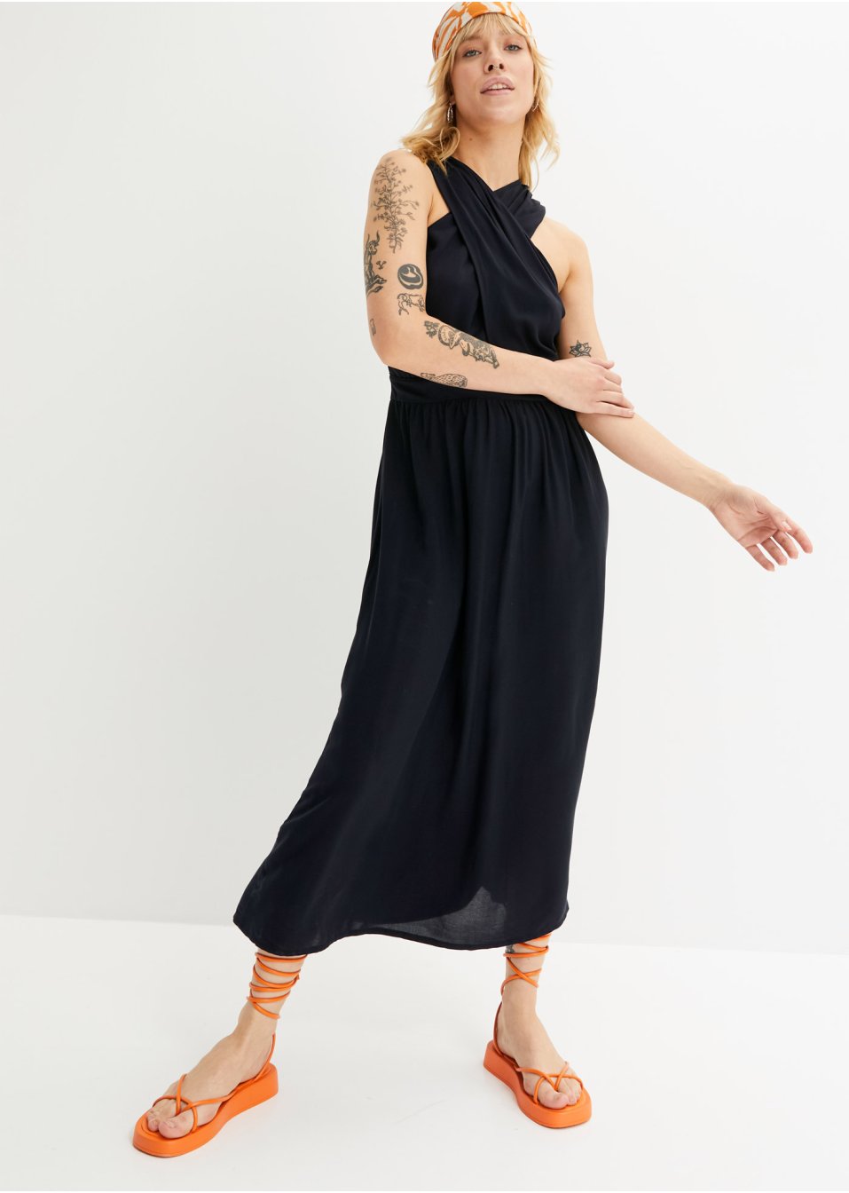 Robe longue avec découpe