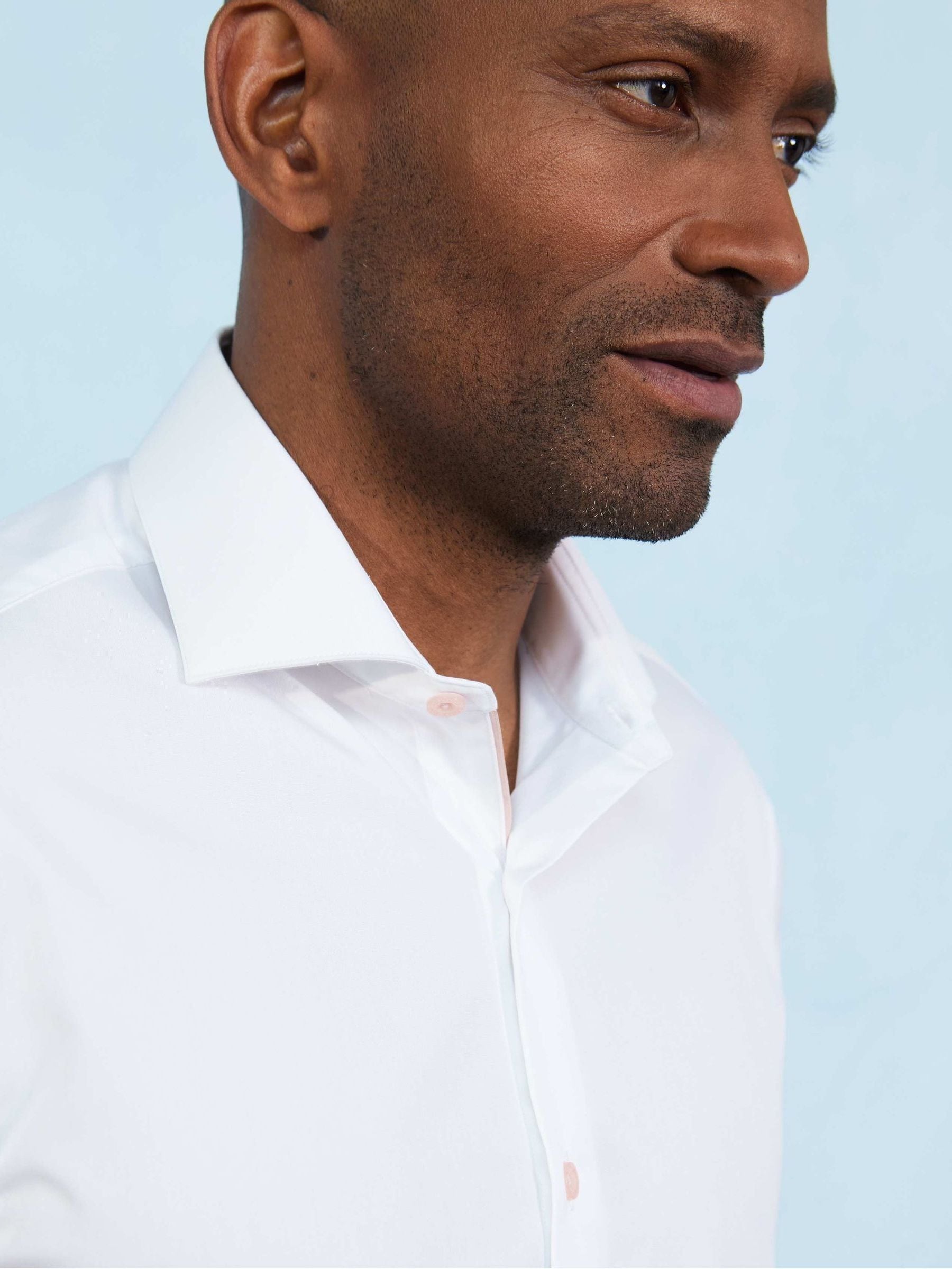 Savile Row Company Slim Fit Smart Casual 100% Cotton White Shirt With Contrast Buttons