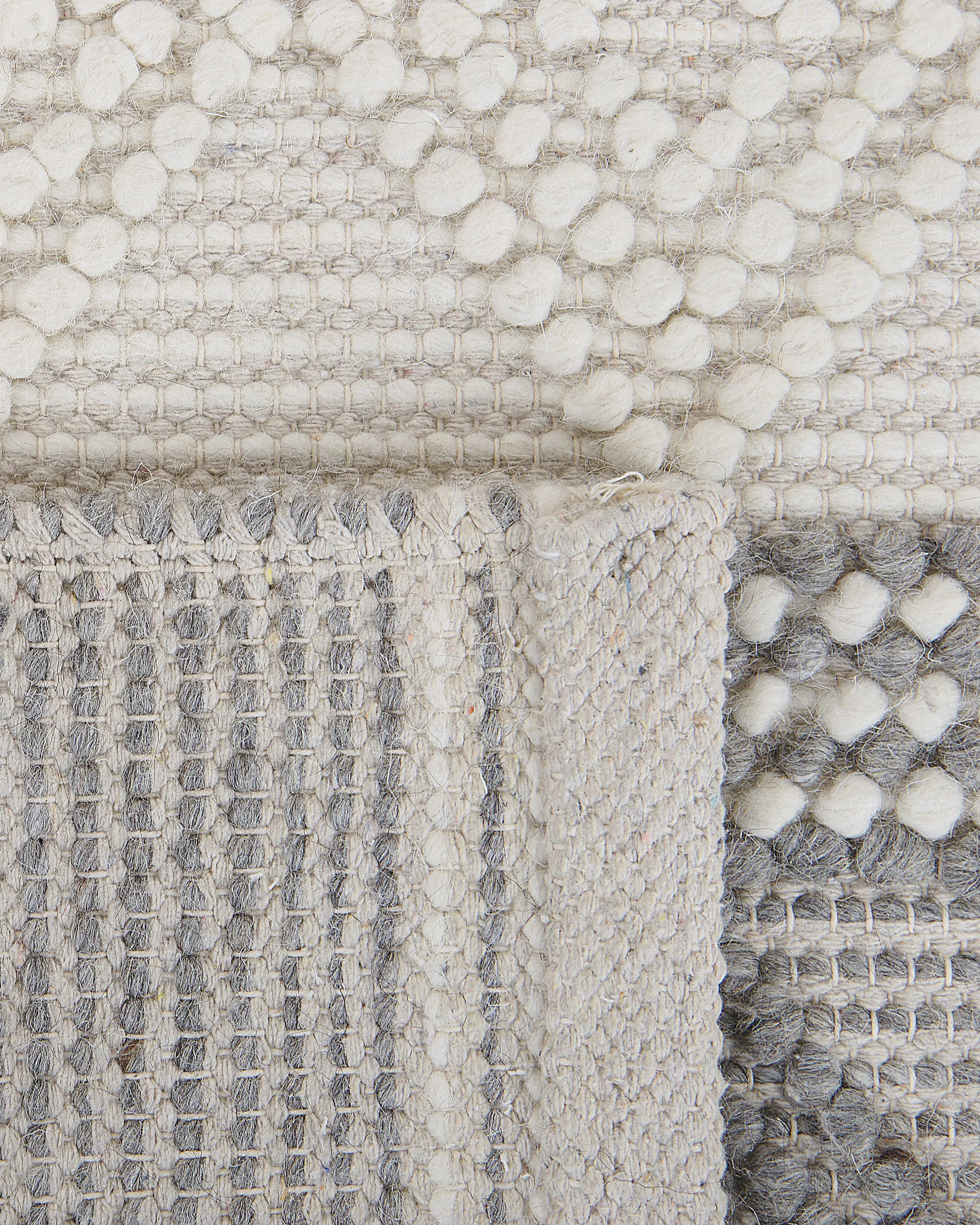 Vloerkleed BOZOVA Lichtbeige 160 x 230 cm Wol
