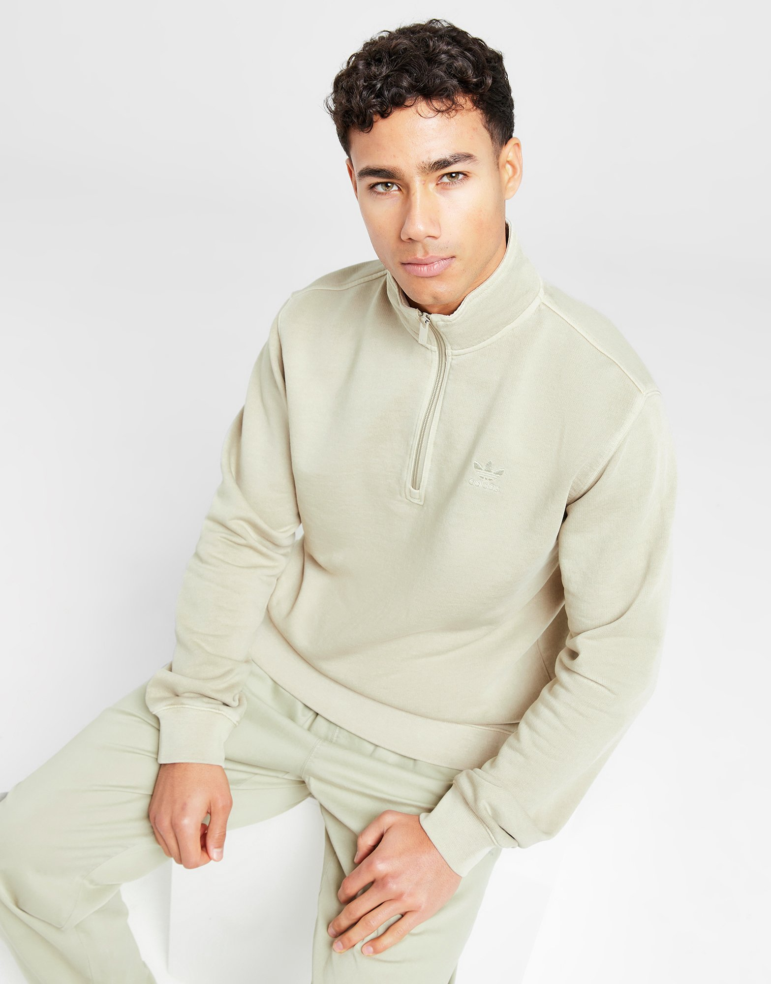 adidas Sweat-shirt ras-du-cou demi-zip teint Trèfle Essentials+