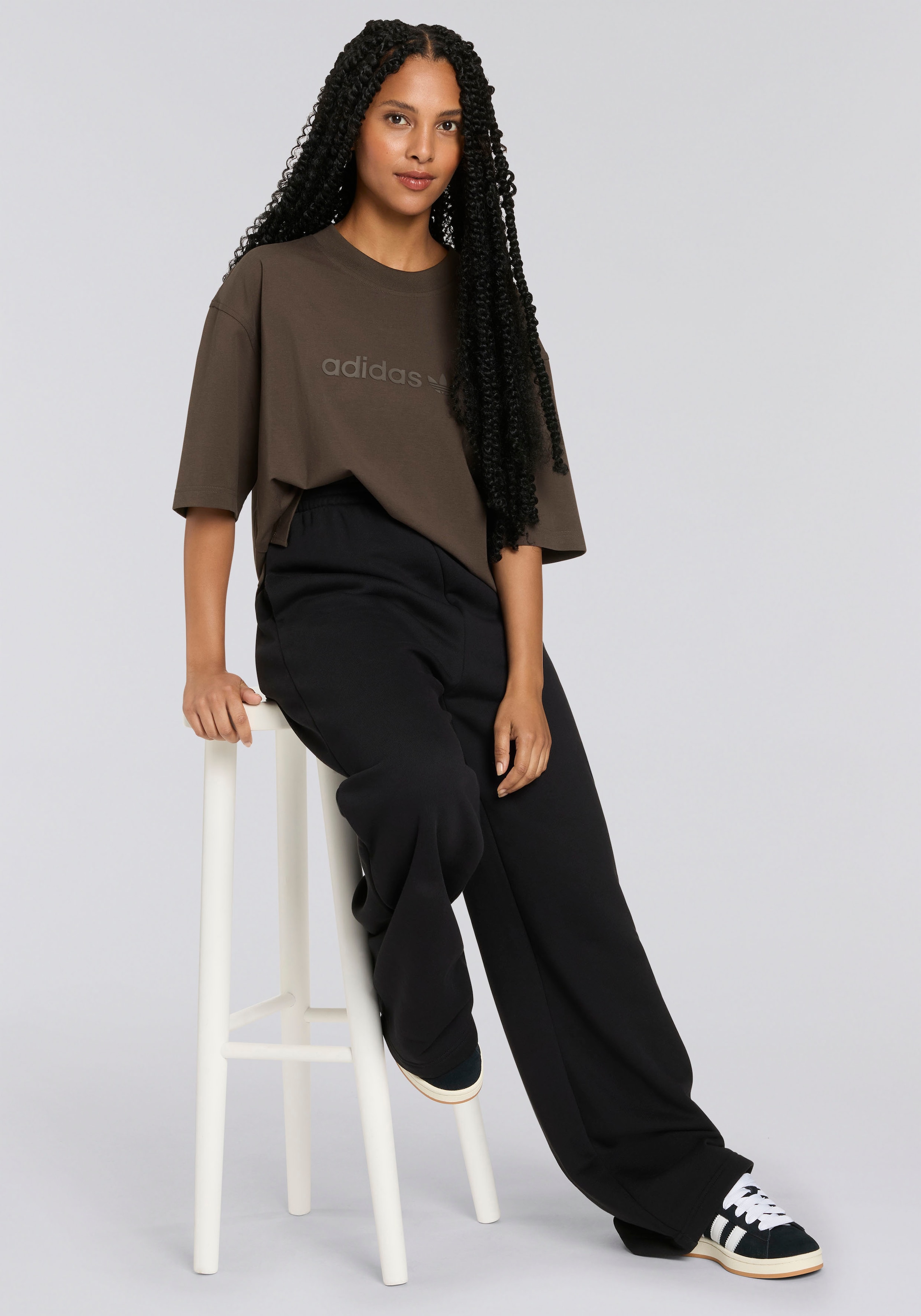 adidas Originals Sporthose »ESS WL PANT FT«  lässig und bequem, mit weitem Bein