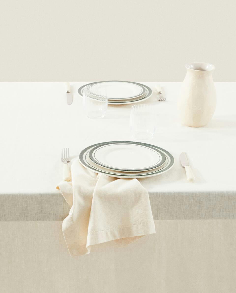 TOALHA DE MESA BÁSICA DE LINHO