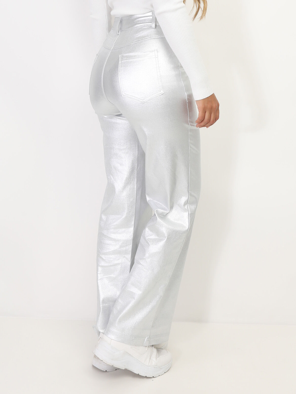 Pantalon évasé et enduit- Argenté