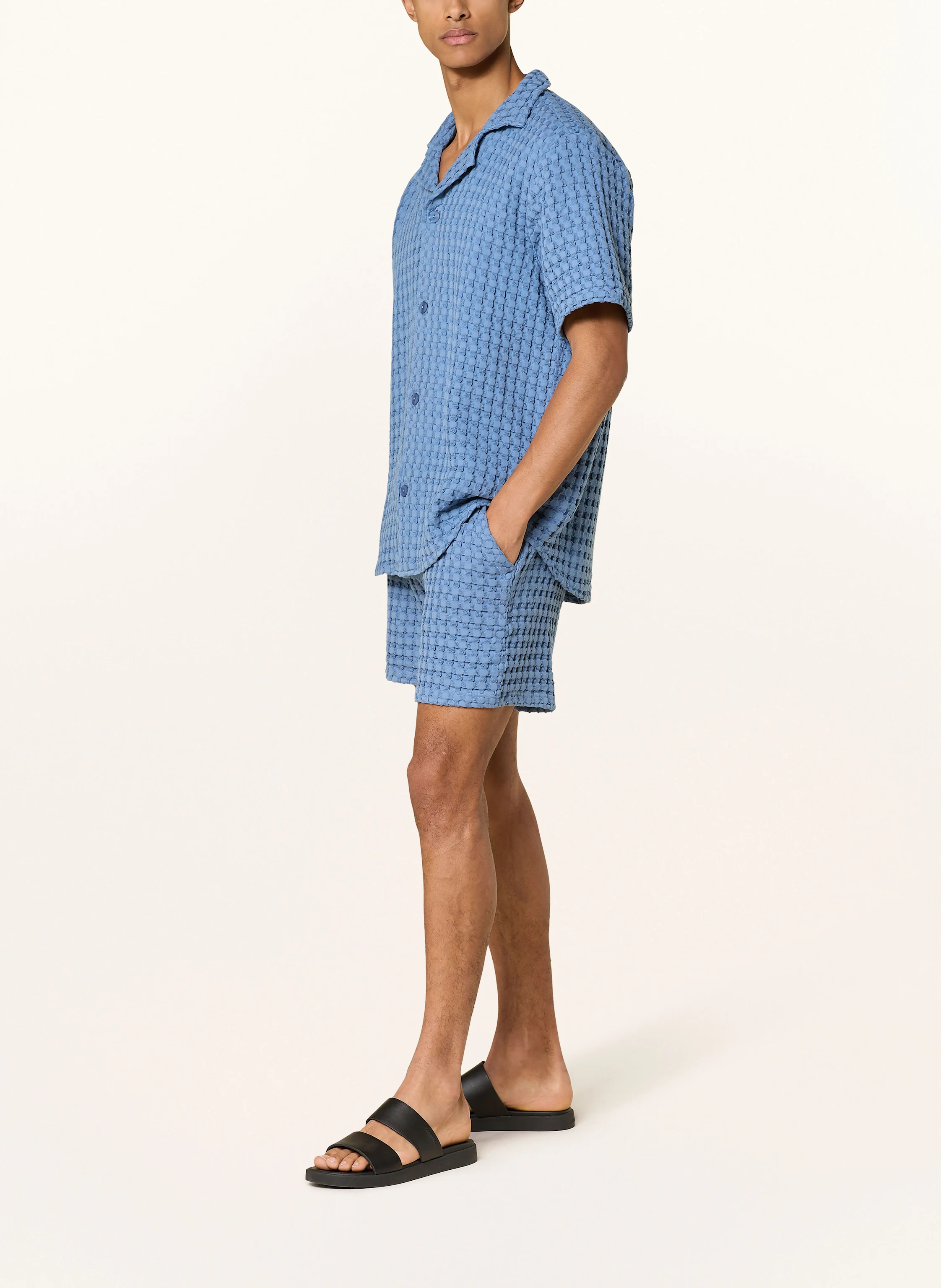OAS Shorts NEARLY