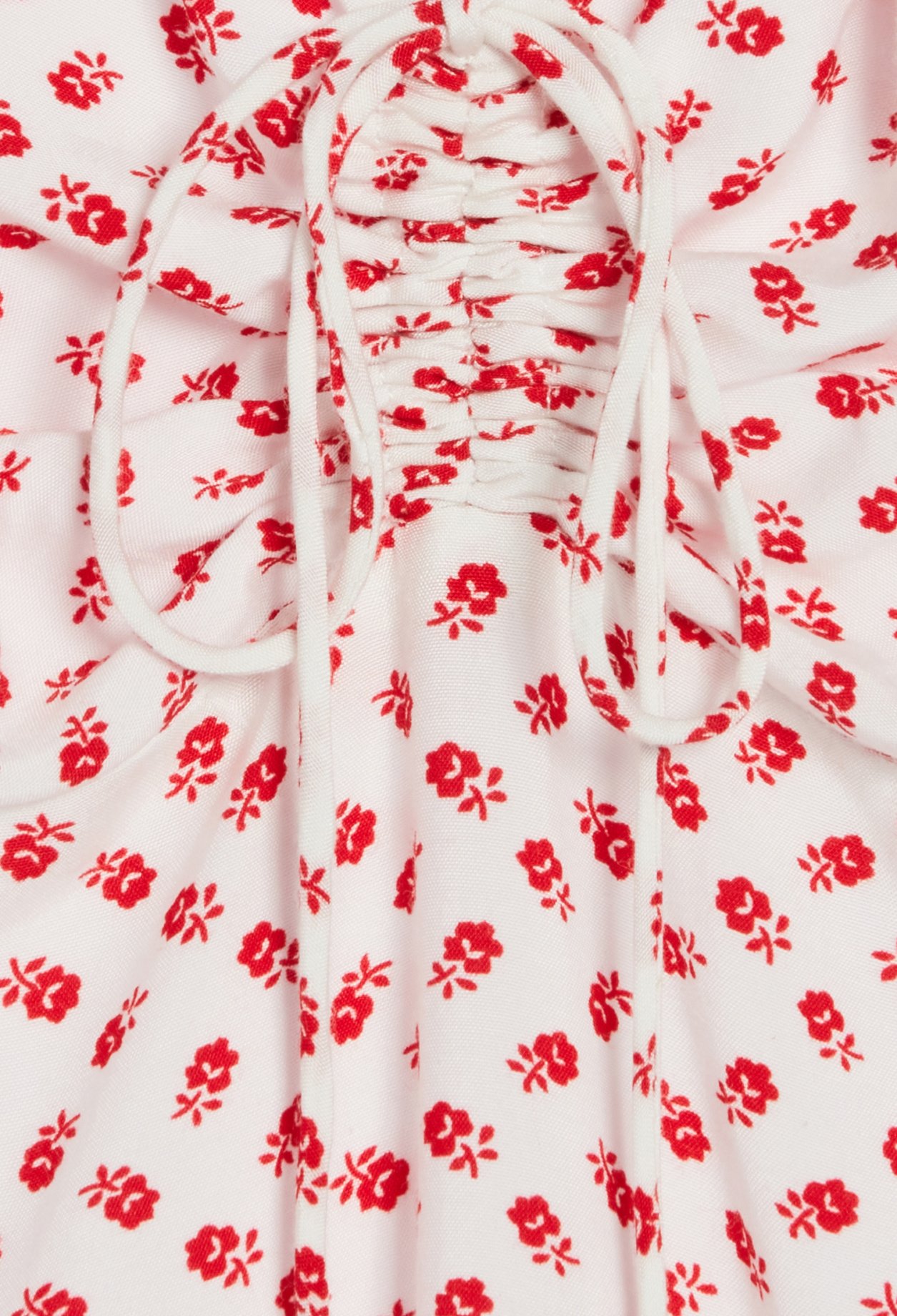 Robe courte evasee