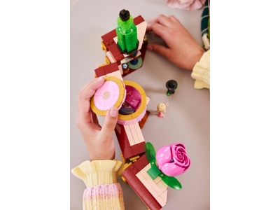 LEGO Glinda en Elphaba's slaapzaal (75683)