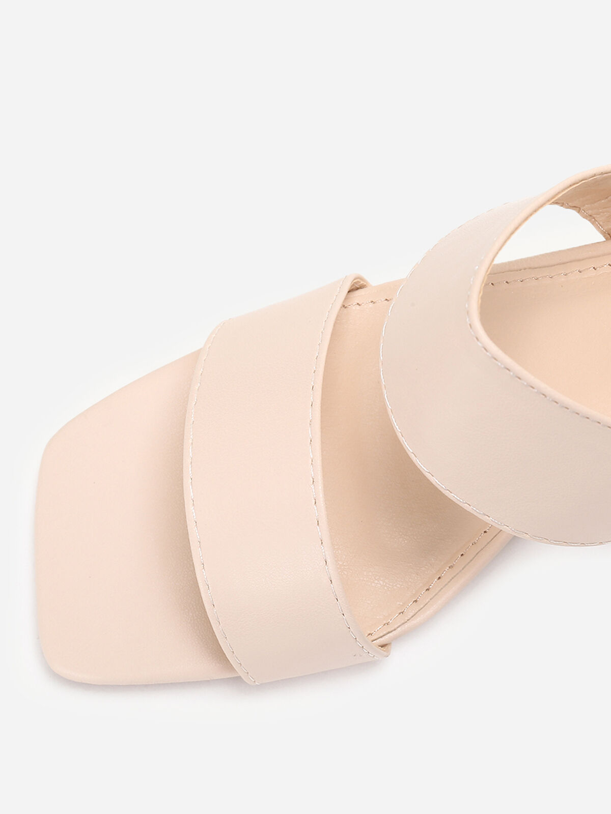 Sandales beiges à larges brides et bout carré Beige- Beige