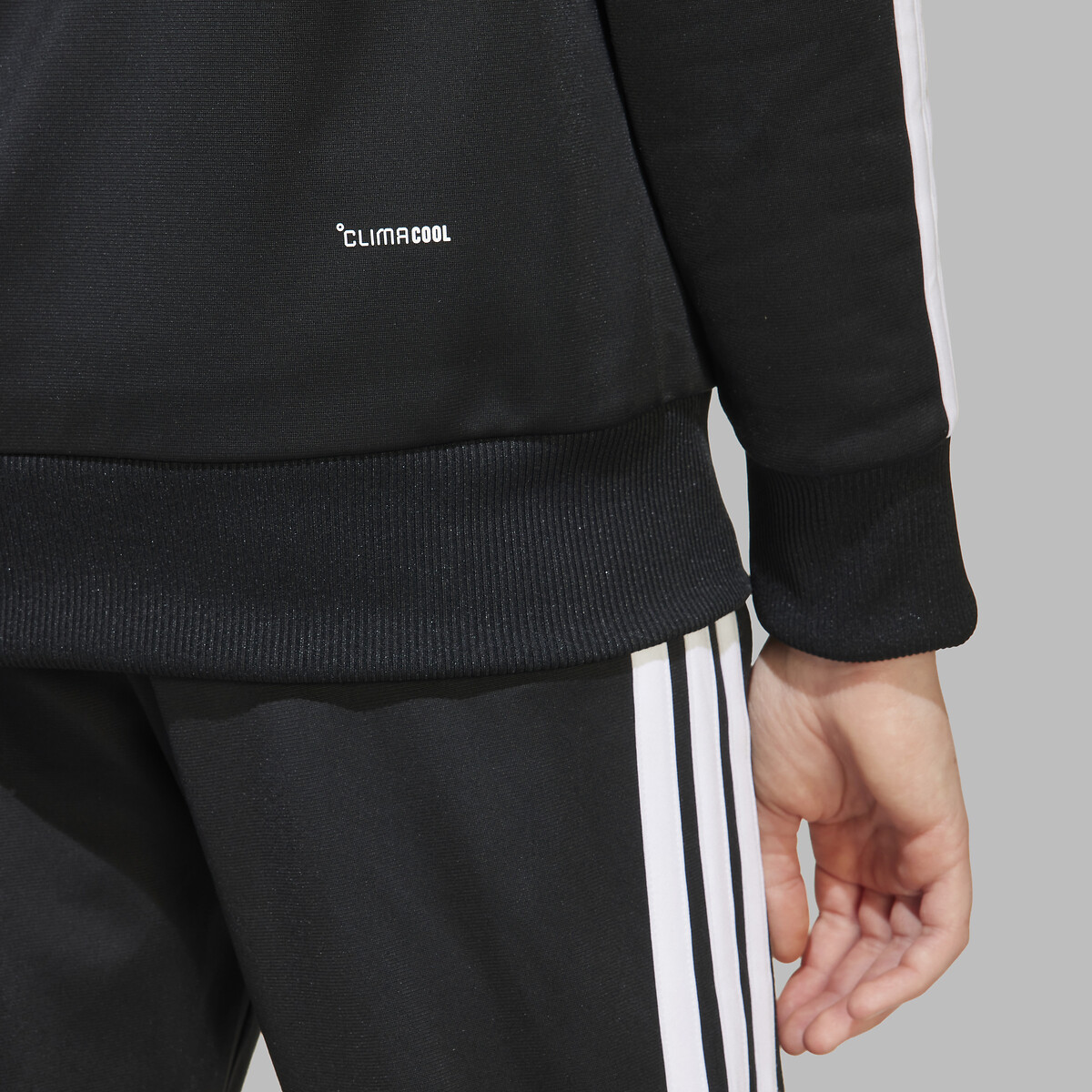 ROUPAS ESPORTIVAS ADIDAS<br>Roupa de treino