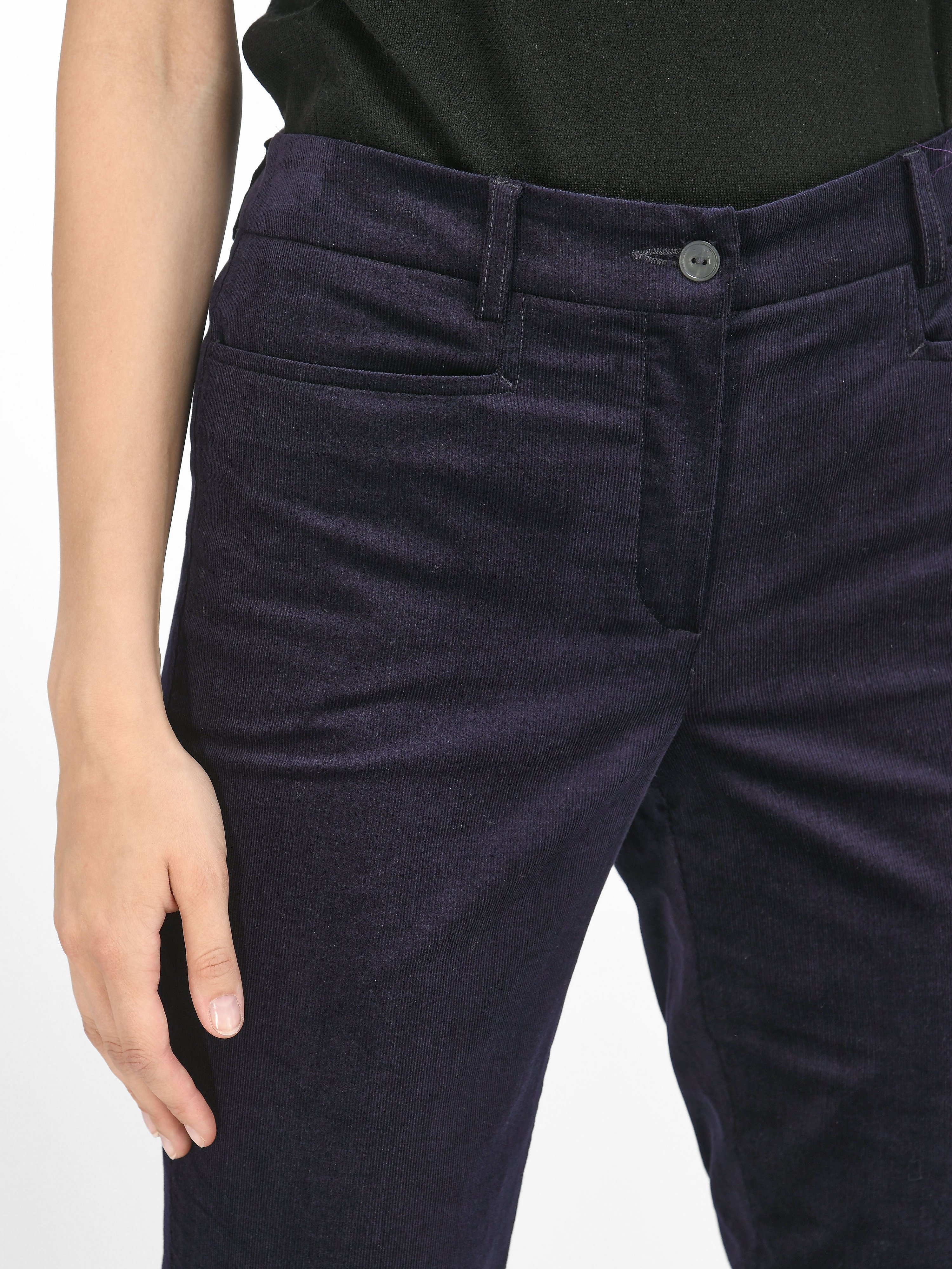 Slim Fit-Feincord-Hose