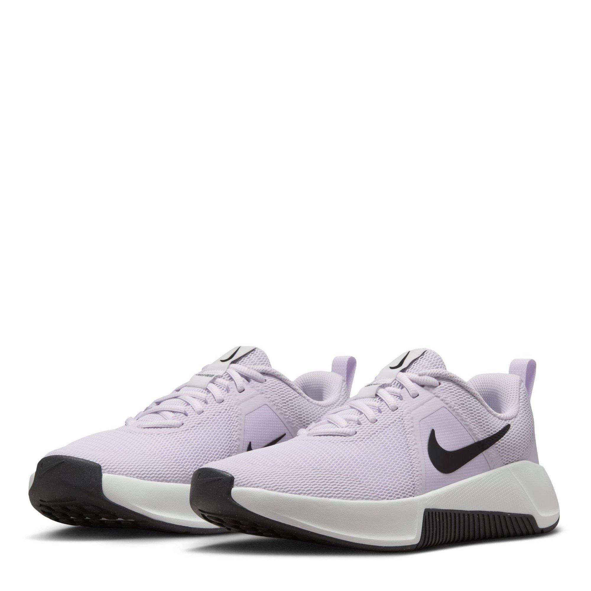 Nike MC Trainer 3 Womens Workout Shoes