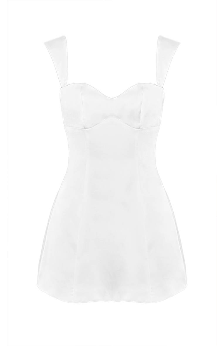 Blanc Robe Droite Structurée En Satin À Décolleté Cœur