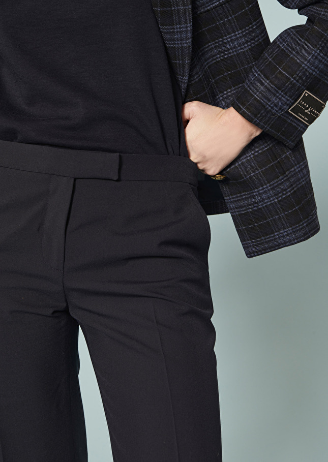 Pantalon Peterbleu nuit en laine froide
