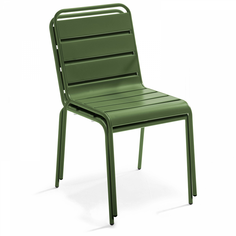 Chaise en métal vert cactus
