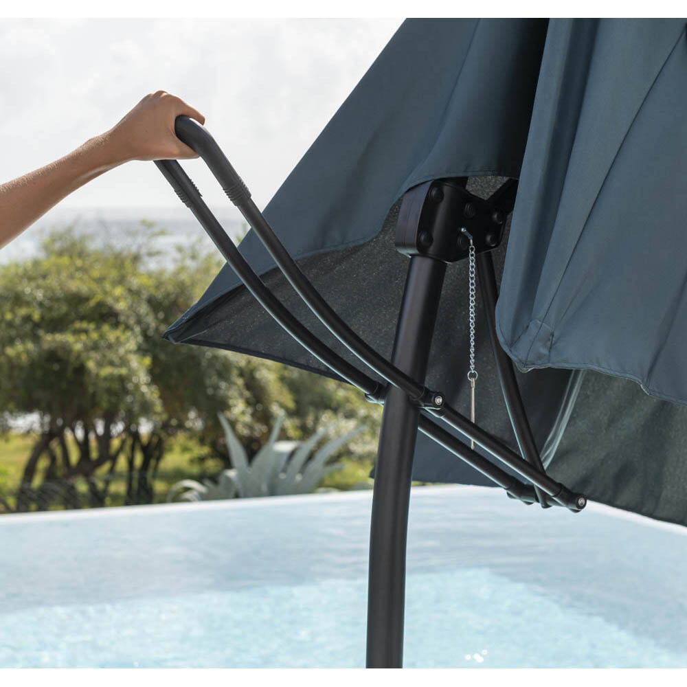 Parasol déporté Malaga rond gris Ø.300 x H.245 cm