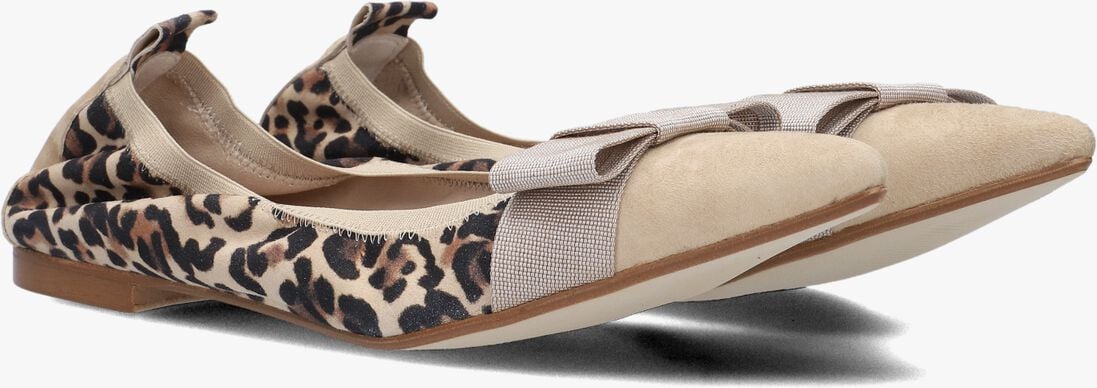 beige stefano lauran ballerina's ivonne