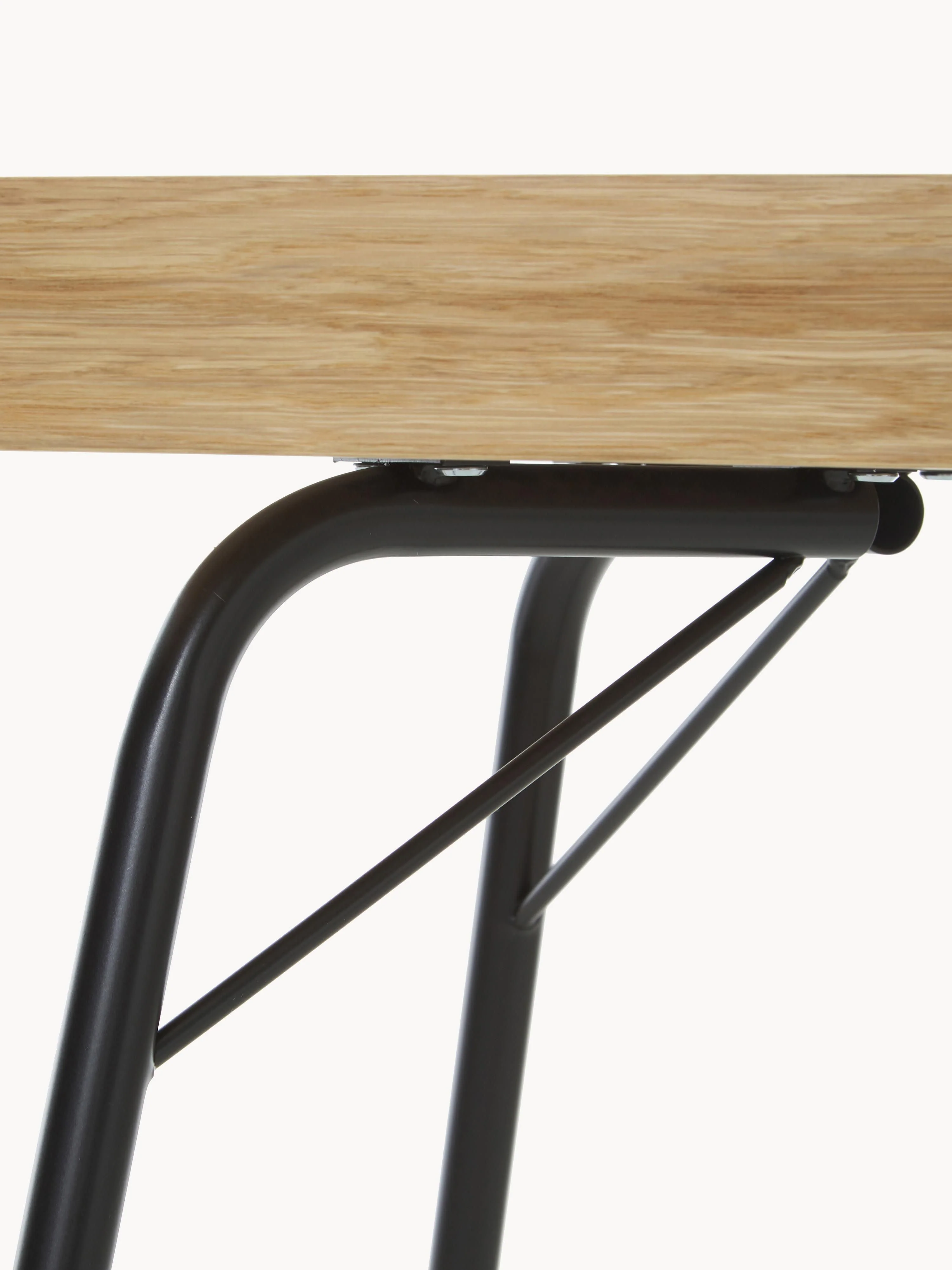 Bureau Rayburn met eikenhoutfineer