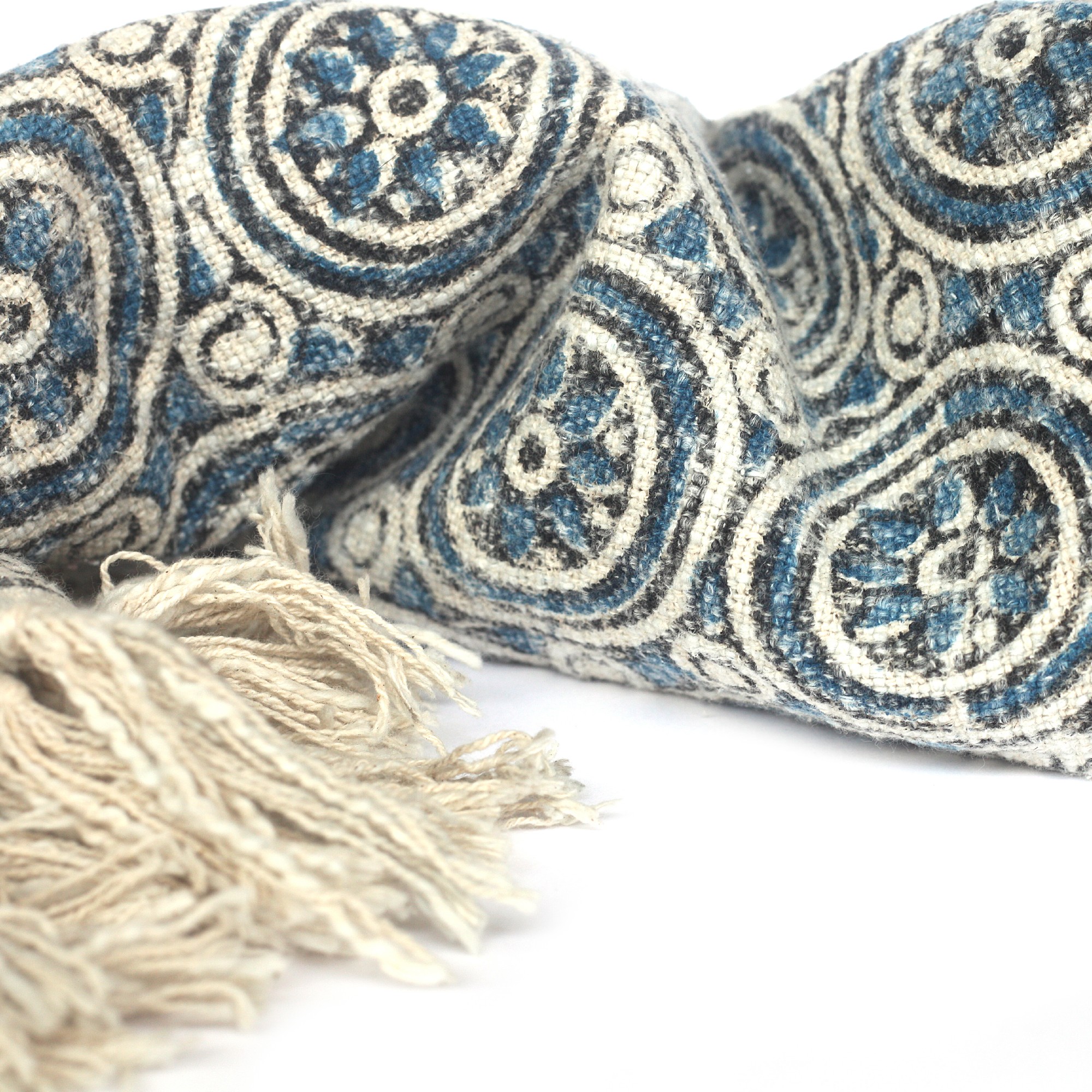 Throw 'Salur', creme, blau, schwarz, B 170 cm, T 120 cm günstig bestellen