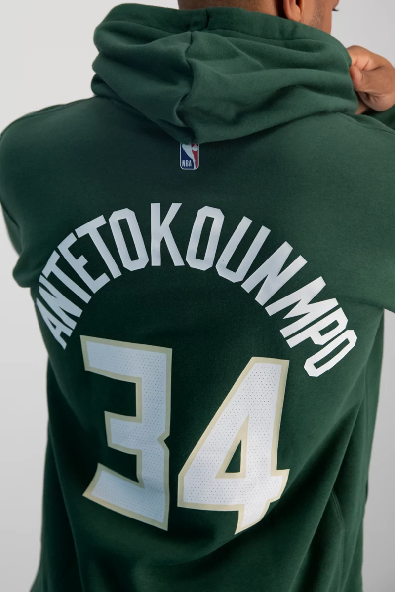 Nike Milwaukee Bucks Essential Giannis Antetokounmpo Herren Hoodie